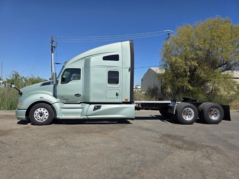2021 KENWORTH T680