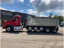 5 Key Features to Look for in a Commercial Truck for Construction image