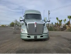2021 KENWORTH T680