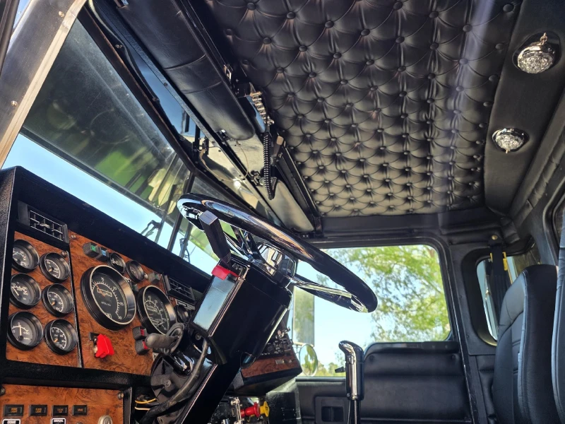 1999 KENWORTH T800