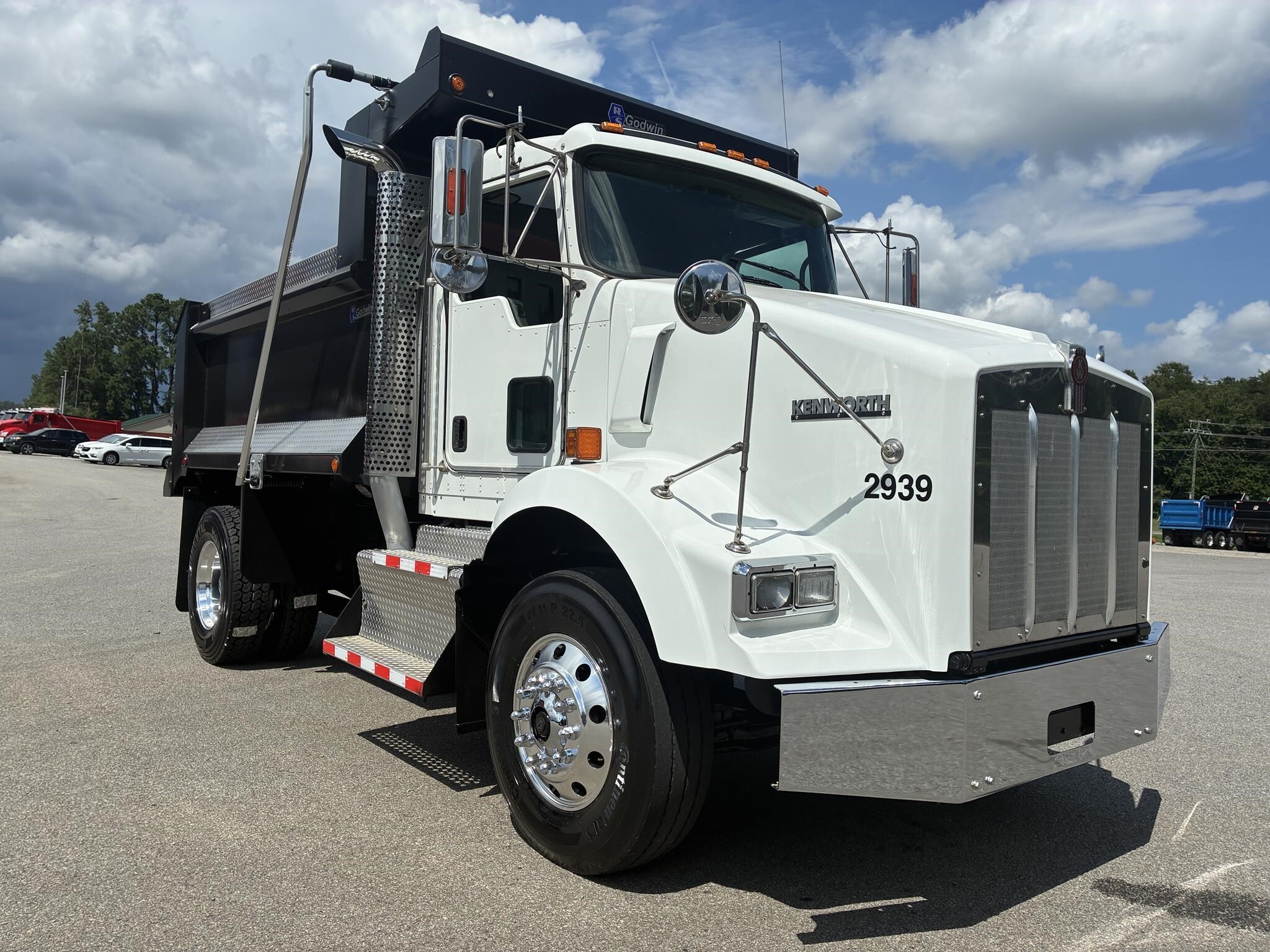 2016 KENWORTH T800 in Chatham, VA