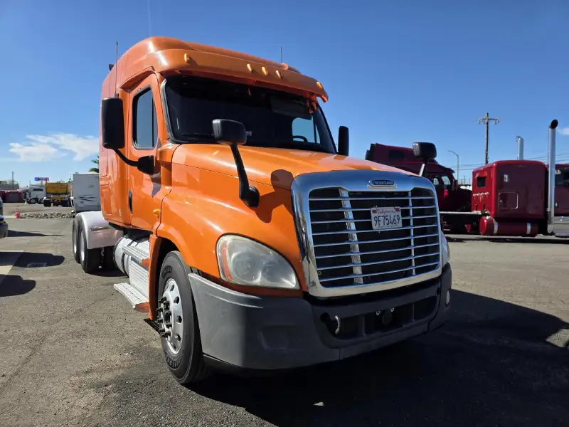 2013 FREIGHTLINER CASCADIA 125