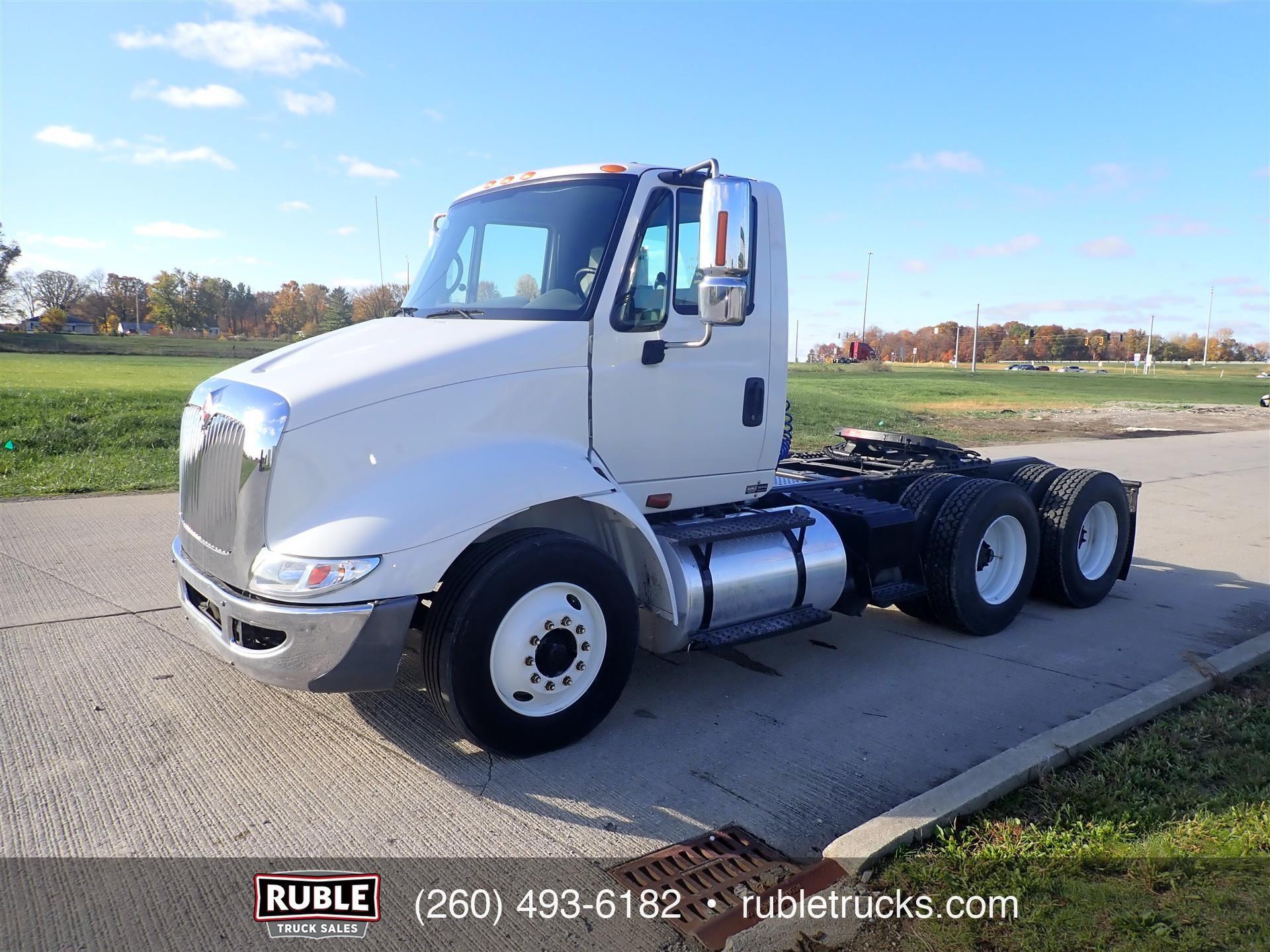 2007 INTERNATIONAL 8600 in New Haven, IN