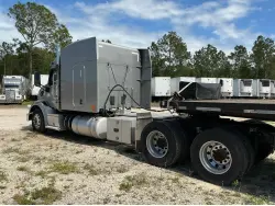 2021 PETERBILT 567