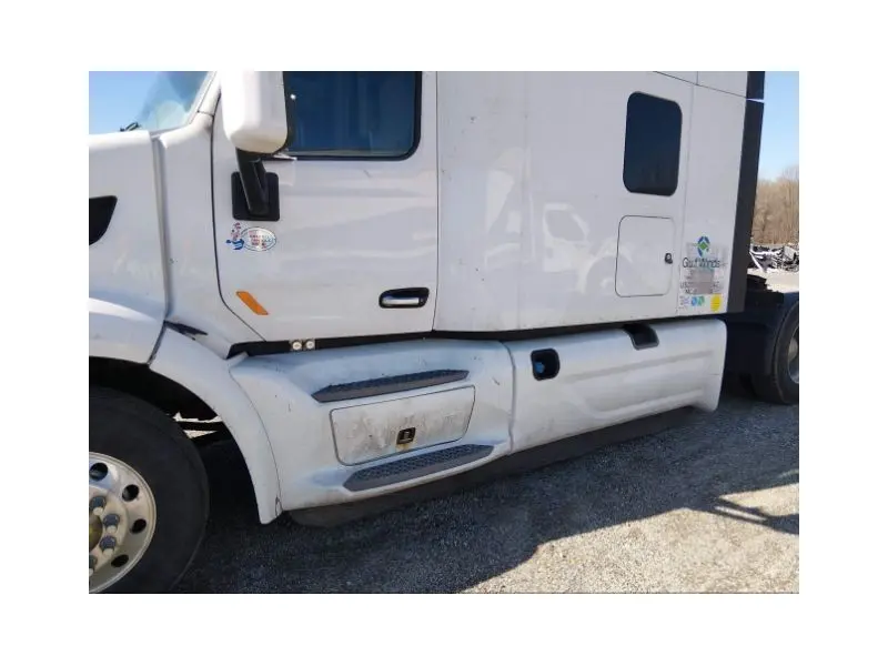 2021 PETERBILT 579