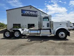 2013 PETERBILT 388
