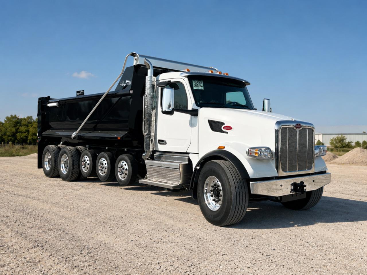 2027 PETERBILT 567 in Kansas City, MO