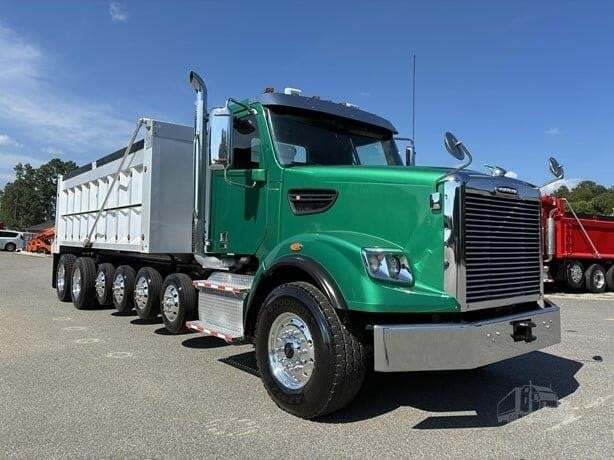 2023 FREIGHTLINER 122SD in Chatham, VA