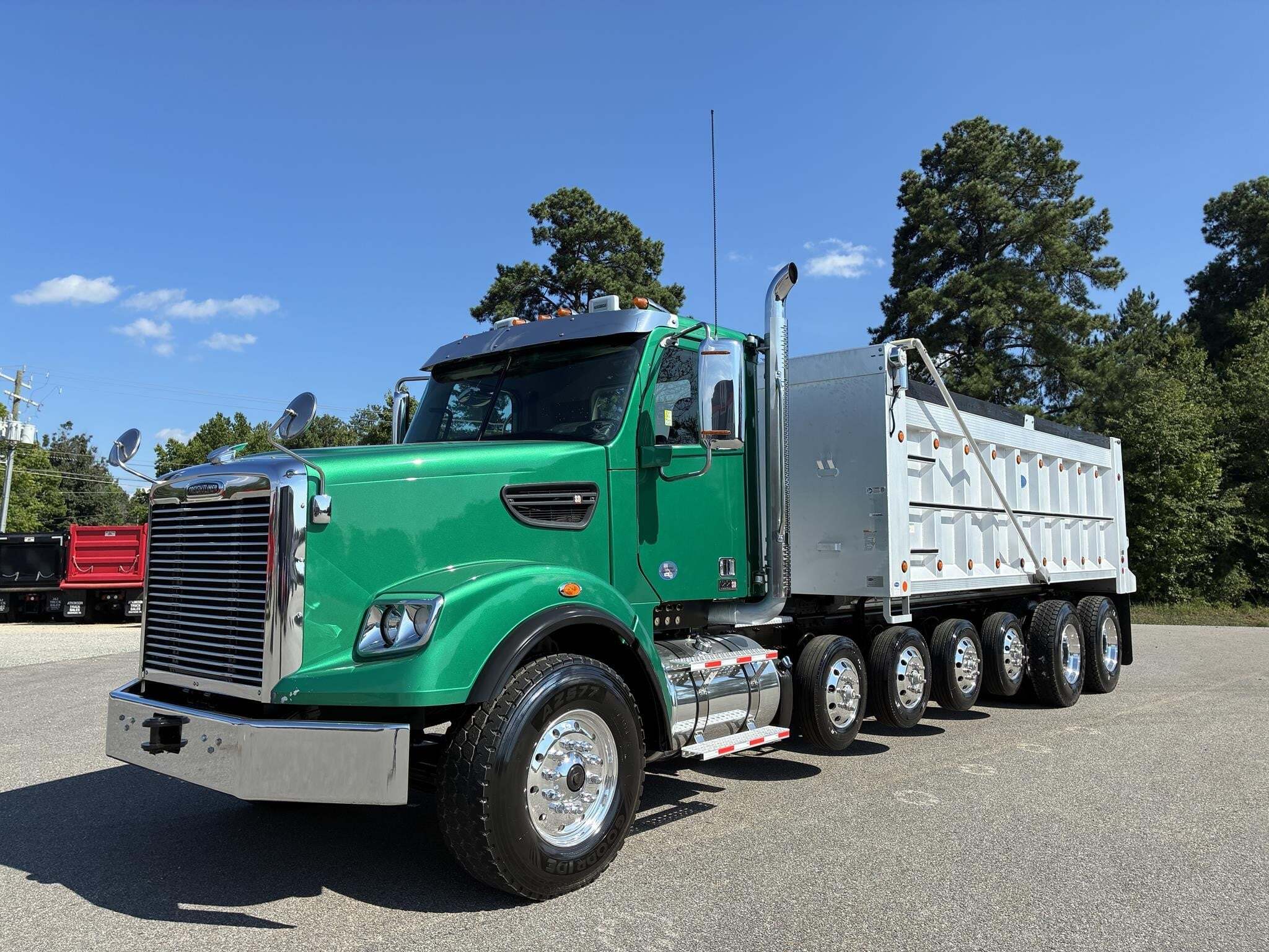 2023 FREIGHTLINER 122SD in Chatham, VA