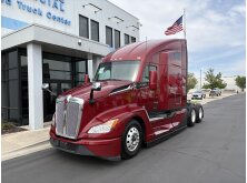 3 of the Best Sleeper Cab Trucks image