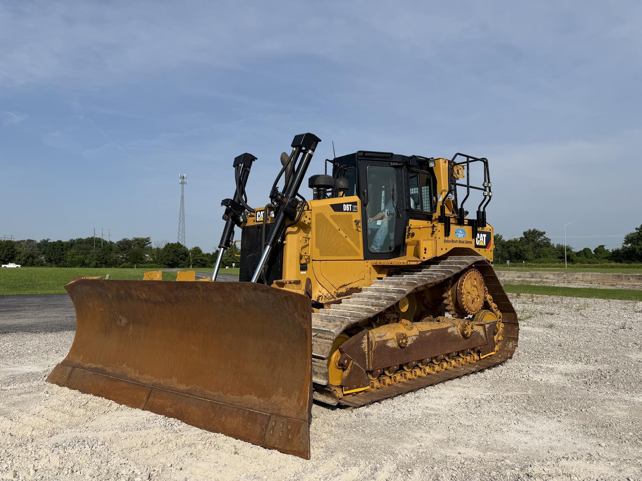 2018 CATERPILLAR D6T XW in Granite City, IL