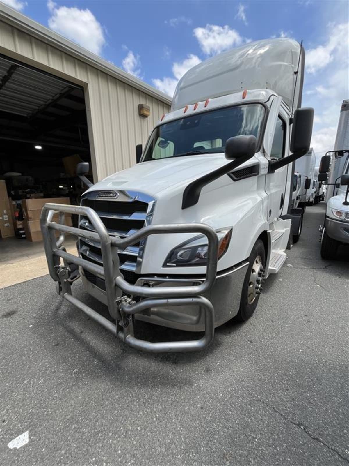 2021 FREIGHTLINER CASCADIA 116 in Richmond, VA
