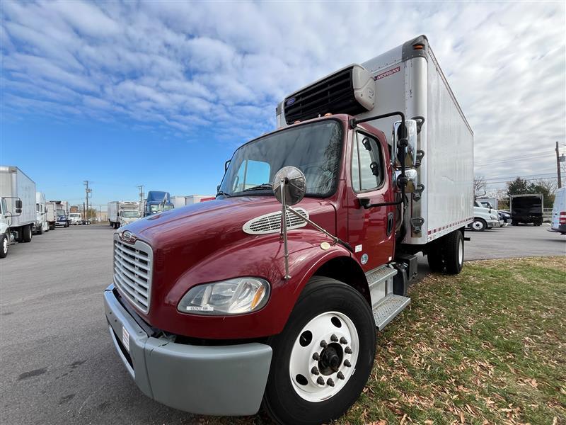 2016 FREIGHTLINER BUSINESS CLASS M2 106 in Laurel, MD