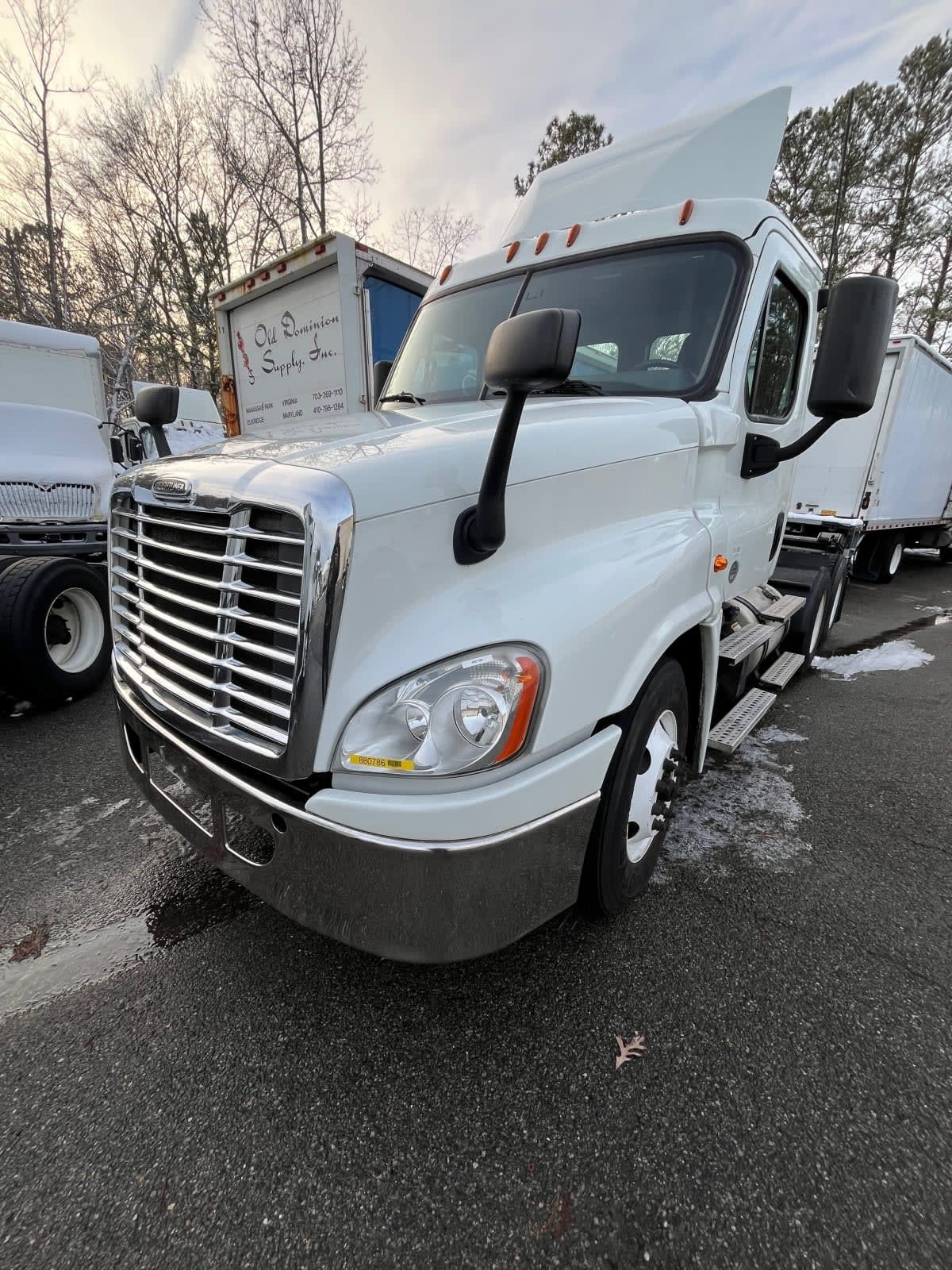 2020 FREIGHTLINER CASCADIA 125 in Richmond, VA