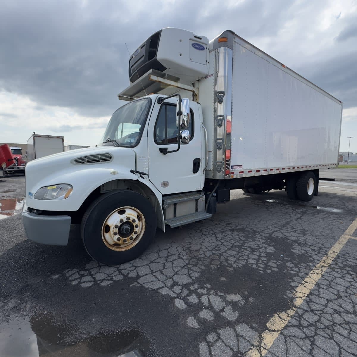2019 FREIGHTLINER BUSINESS CLASS M2 106 in Hampton, VA