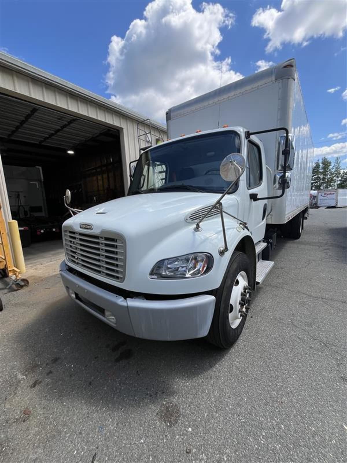 2019 FREIGHTLINER BUSINESS CLASS M2 106 in Richmond, VA