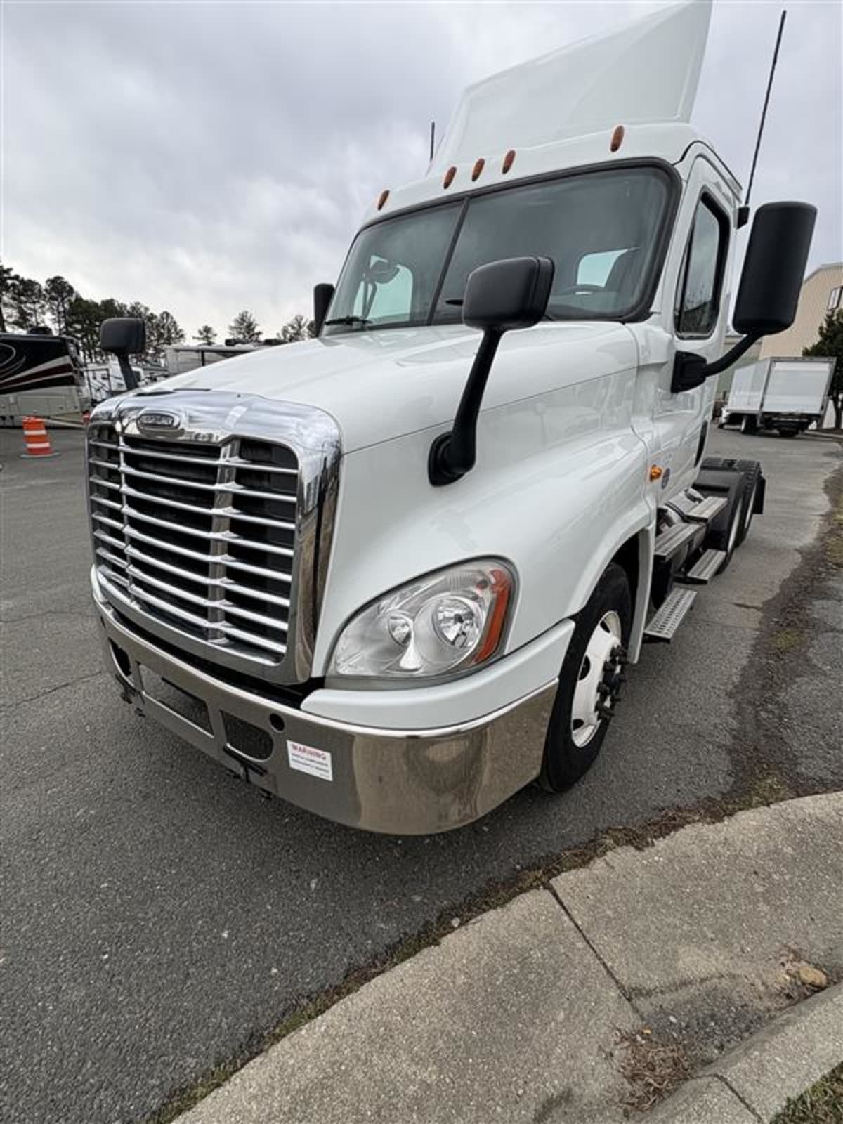 2020 FREIGHTLINER CASCADIA 125 in Richmond, VA