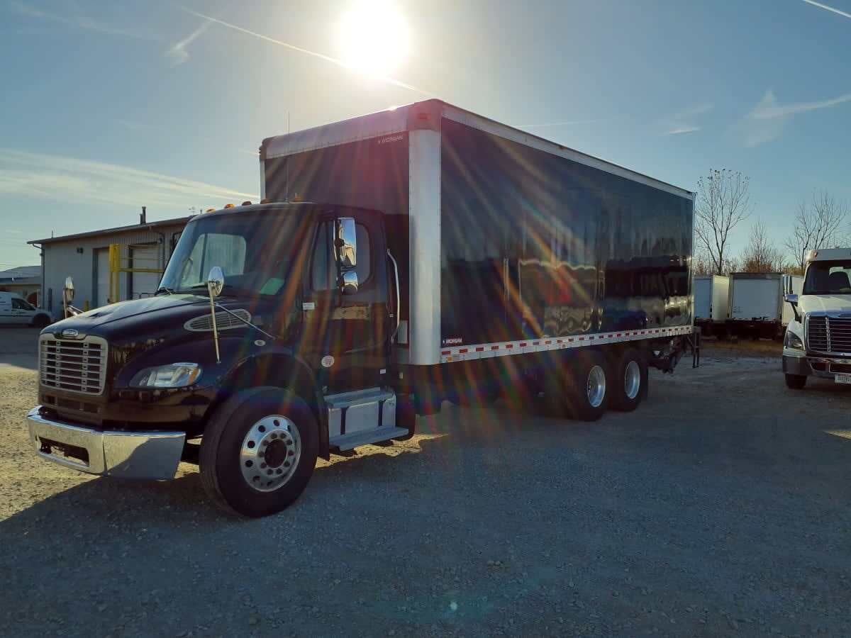 2019 FREIGHTLINER BUSINESS CLASS M2 106 in Indianapolis, IN
