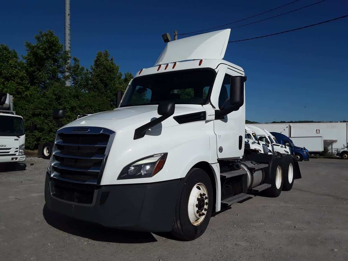 2022 FREIGHTLINER CASCADIA 126 in Pittsburgh, PA