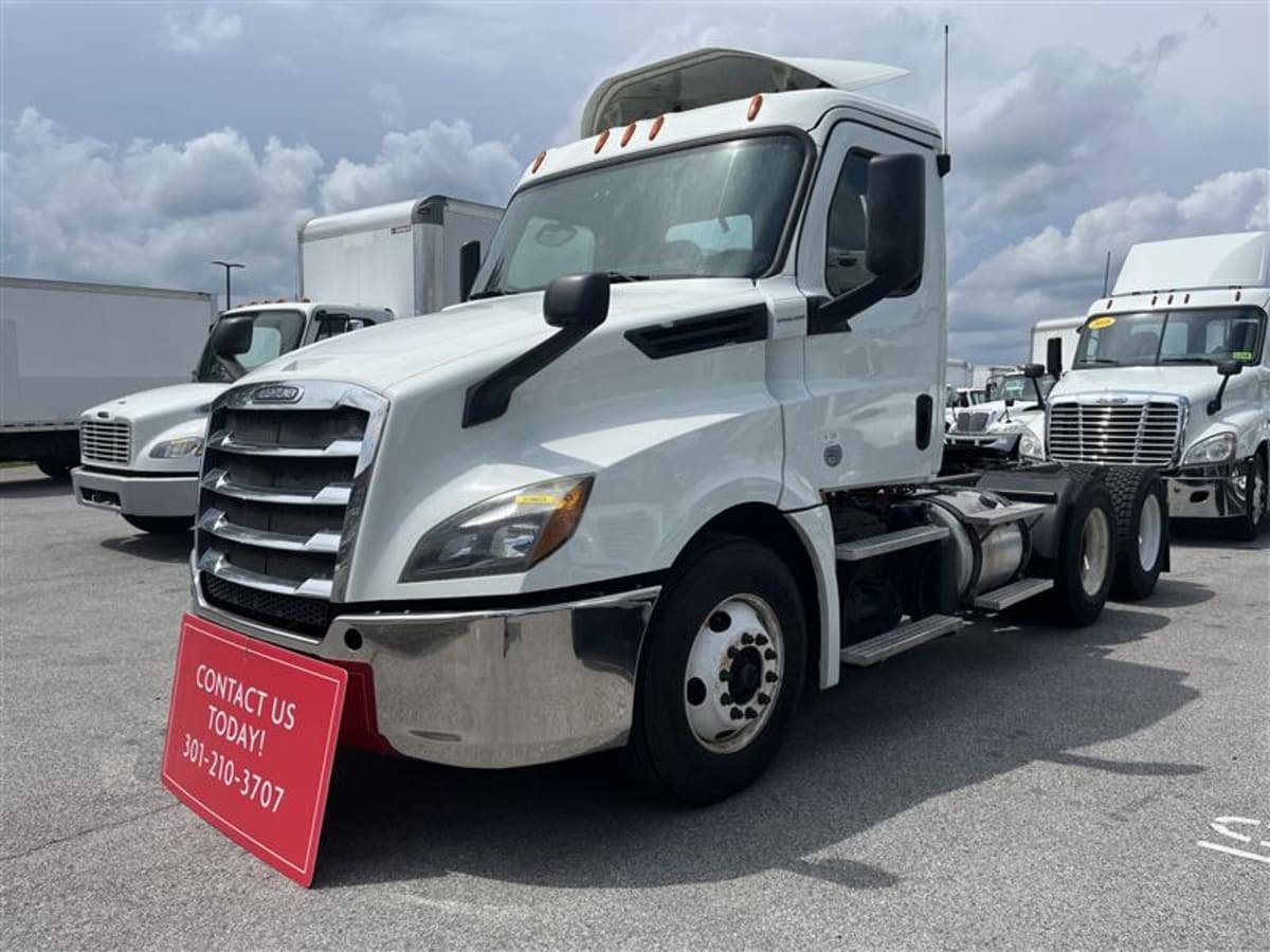 2019 FREIGHTLINER CASCADIA 126 in Laurel, MD
