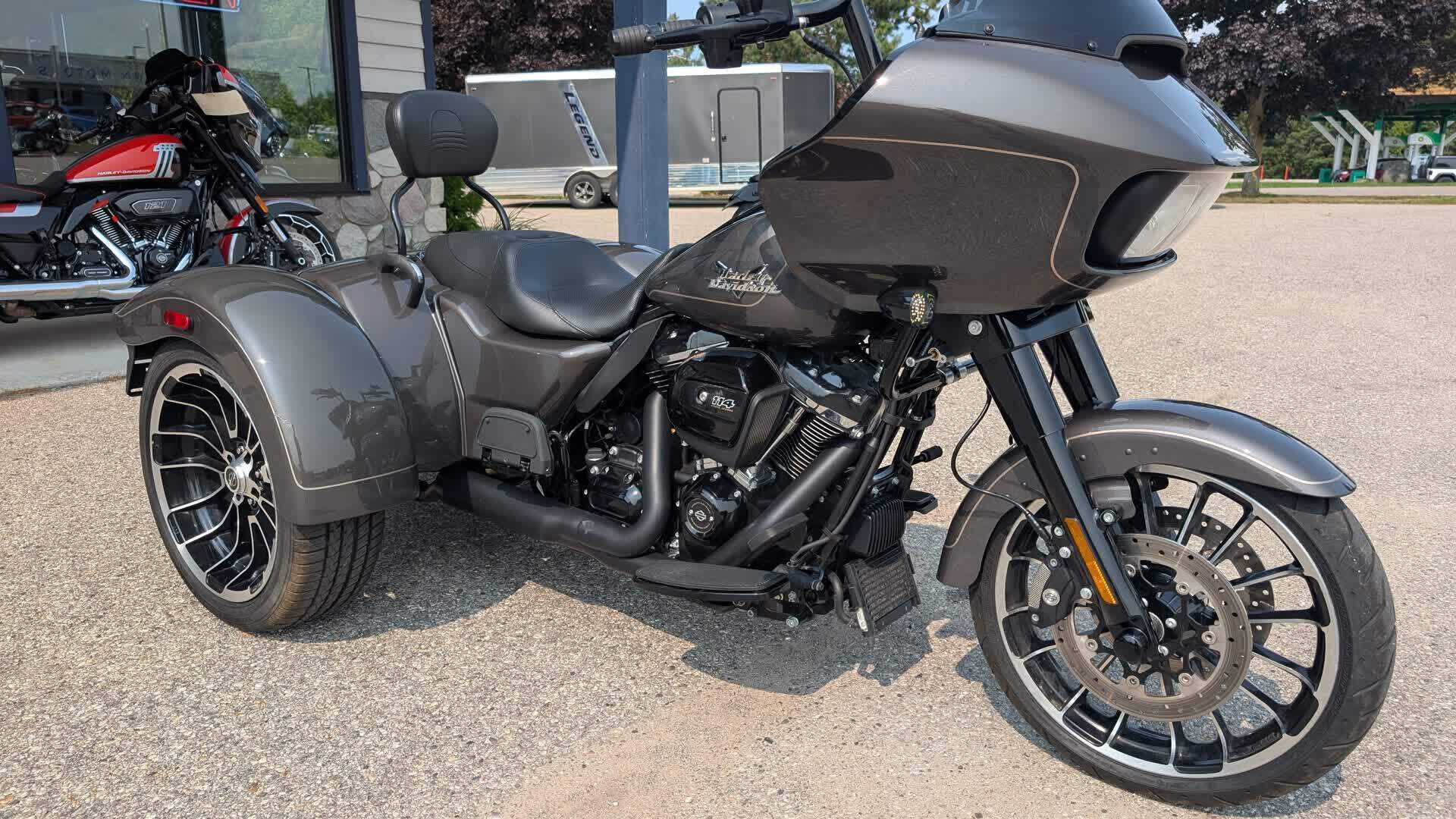 2023 Harley-Davidson Road Glide 3 3 in Petoskey, MI