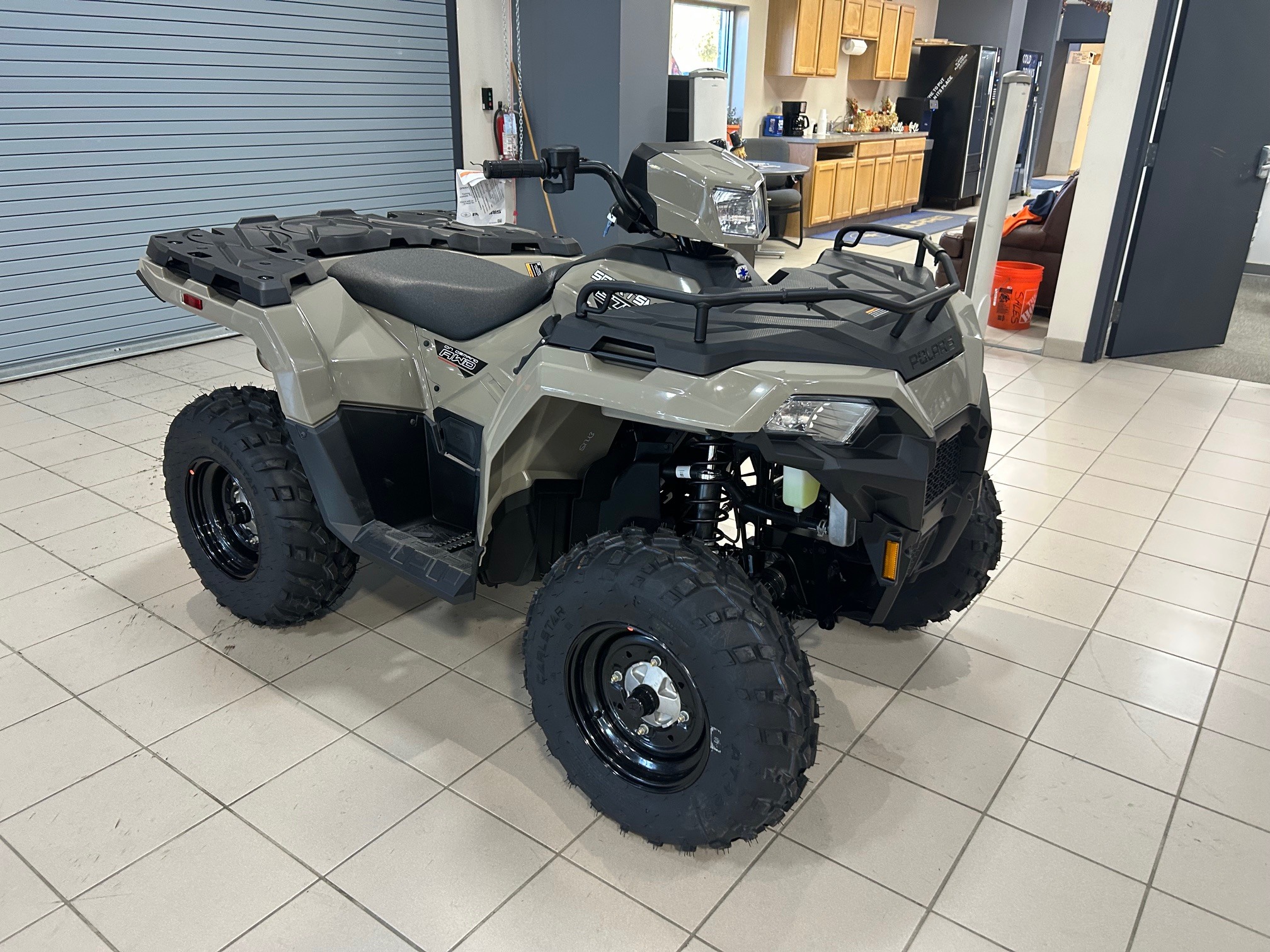 2026 Polaris SPORTSMAN 570 DESERT SAND BASE in medina OH
