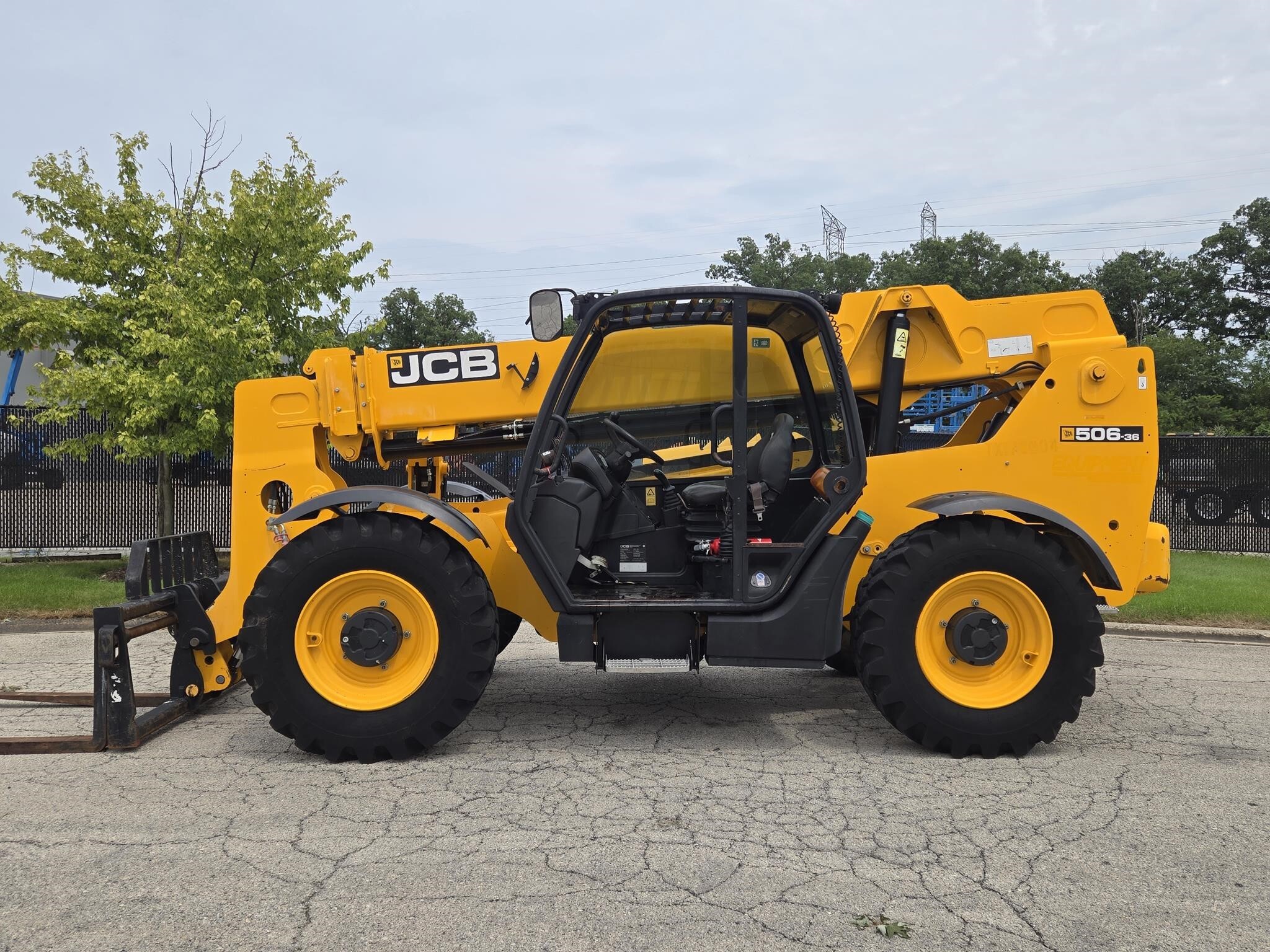 2019 JCB 506-36 in Rockdale, IL