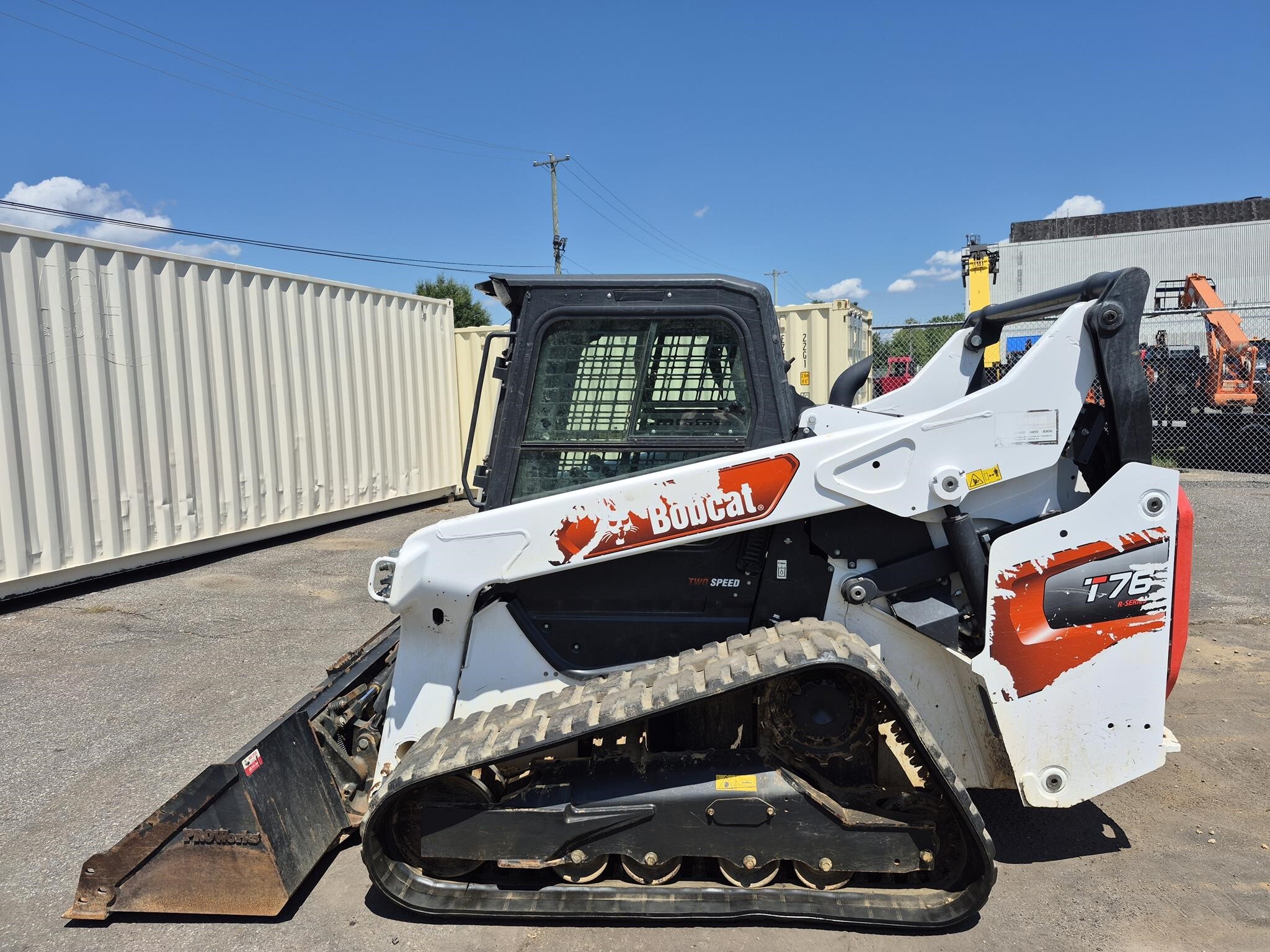 2022 BOBCAT T76 in Essington, PA