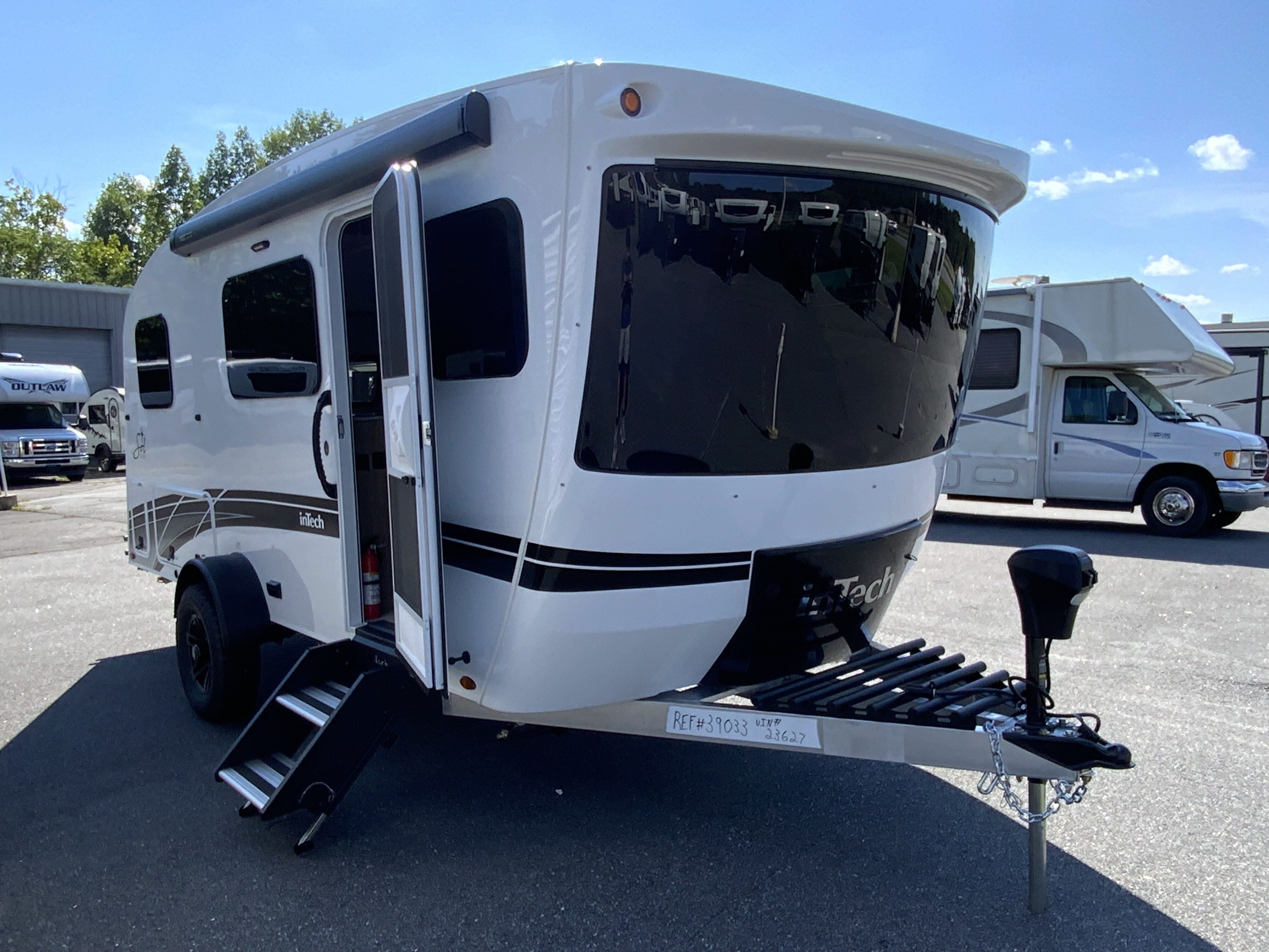 2027 Intech Rv SOL DUSK ROVER in lenoir NC