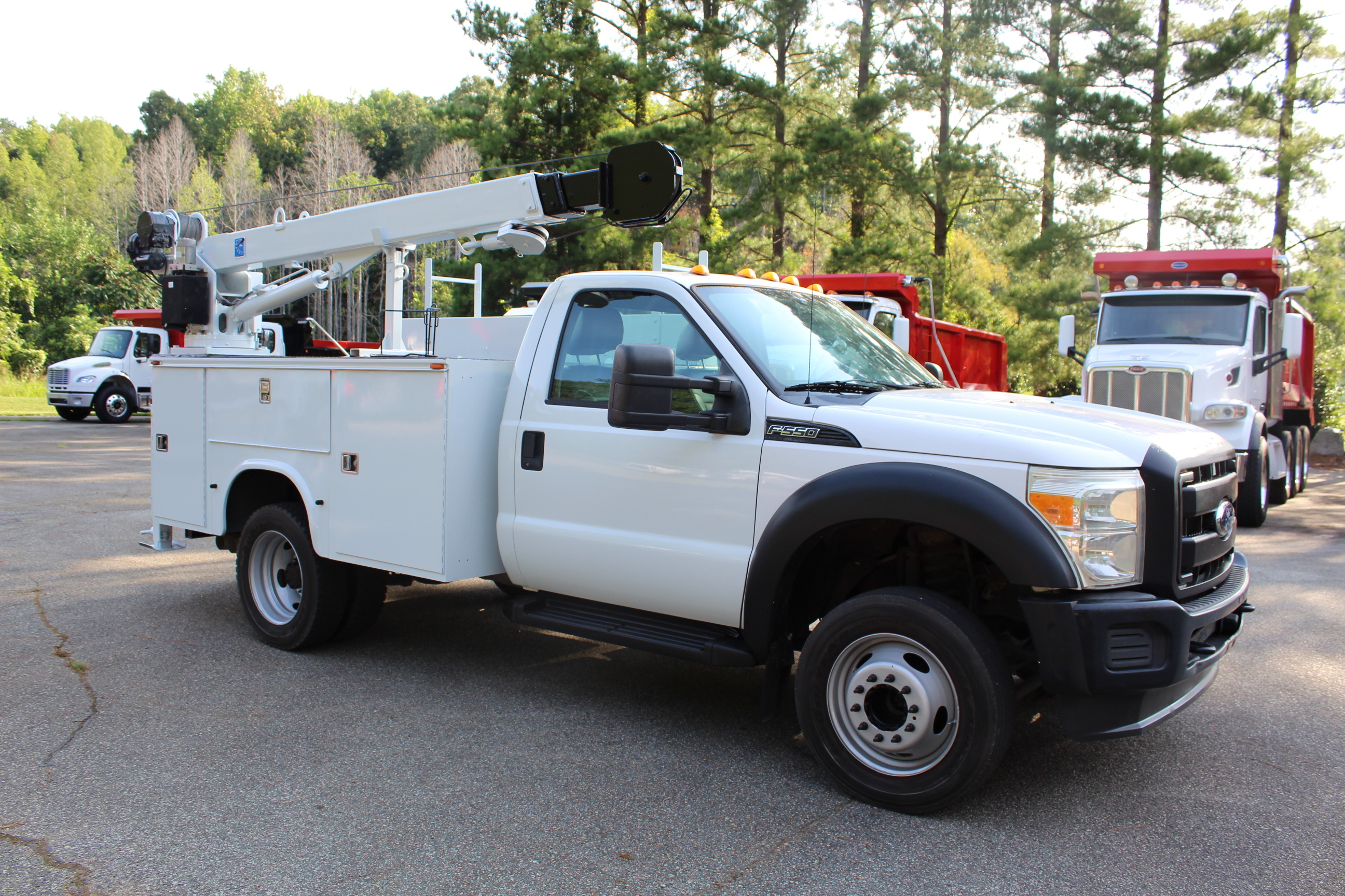 2014 FORD F550 in Mc Leansville, NC