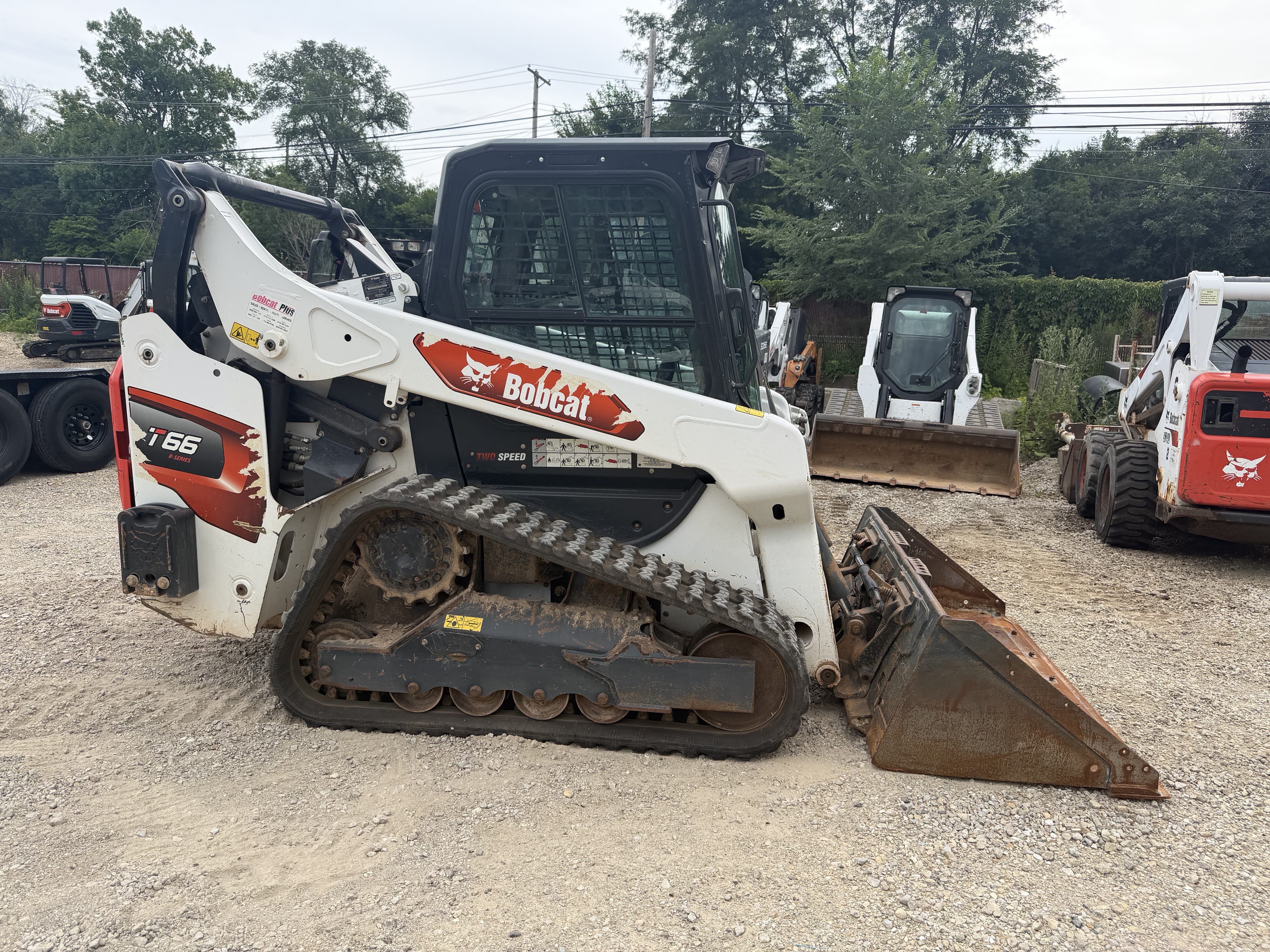 2023 BOBCAT T66 in Batavia, IL