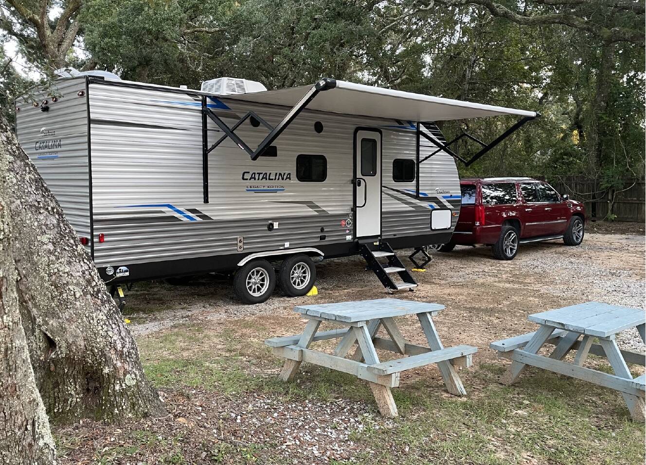 A photo of this 2021 Coachmen CATALINA LEGACY EDITION 243RBS