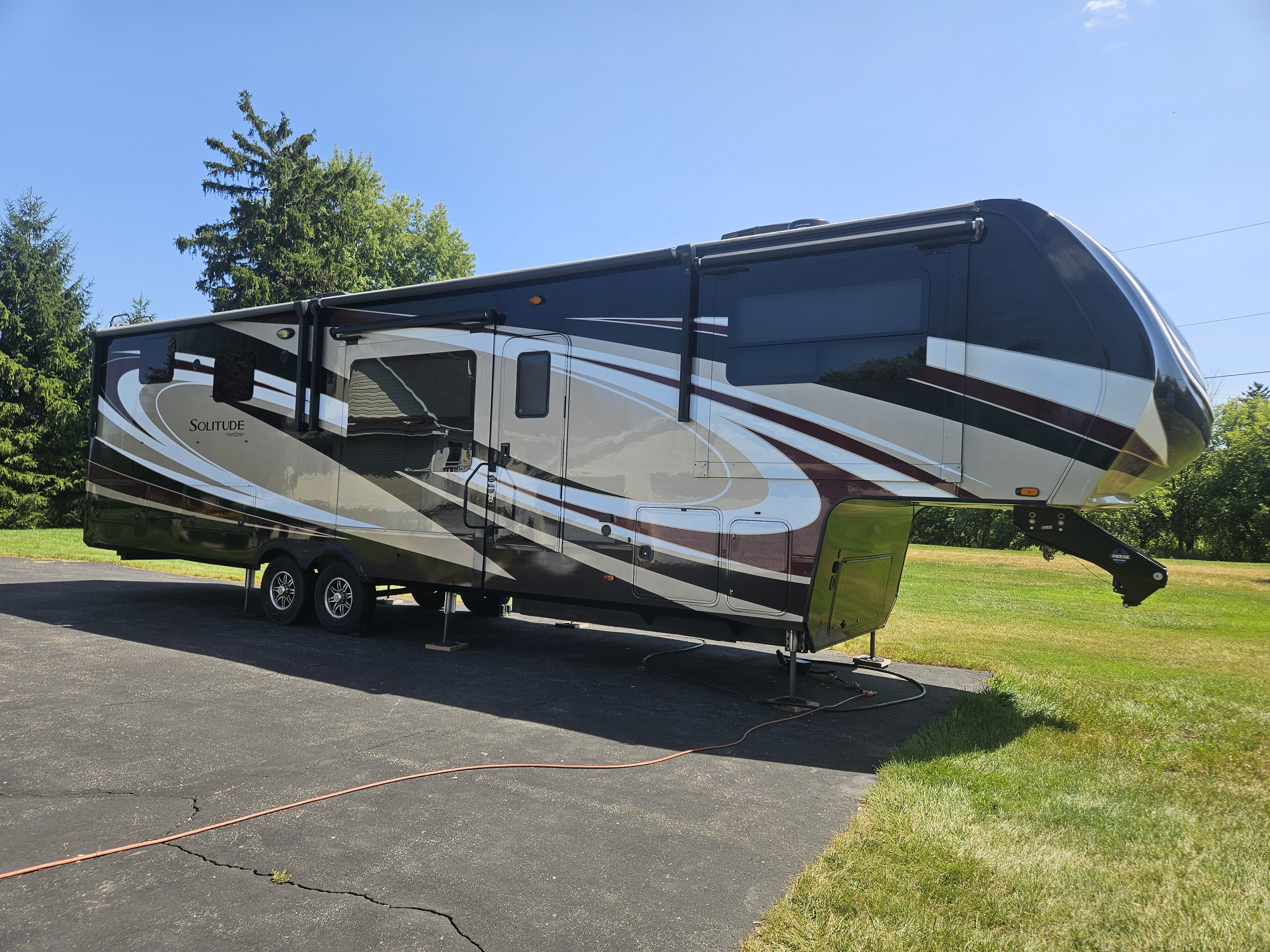 2019 Grand Design SOLITUDE 380FL R RV