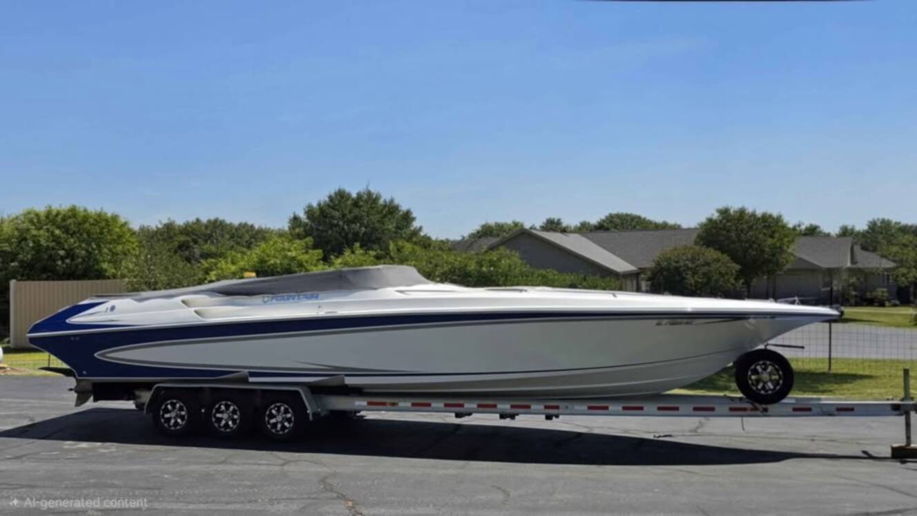 A photo of this 2008 Fountain 38 LIGHTNING