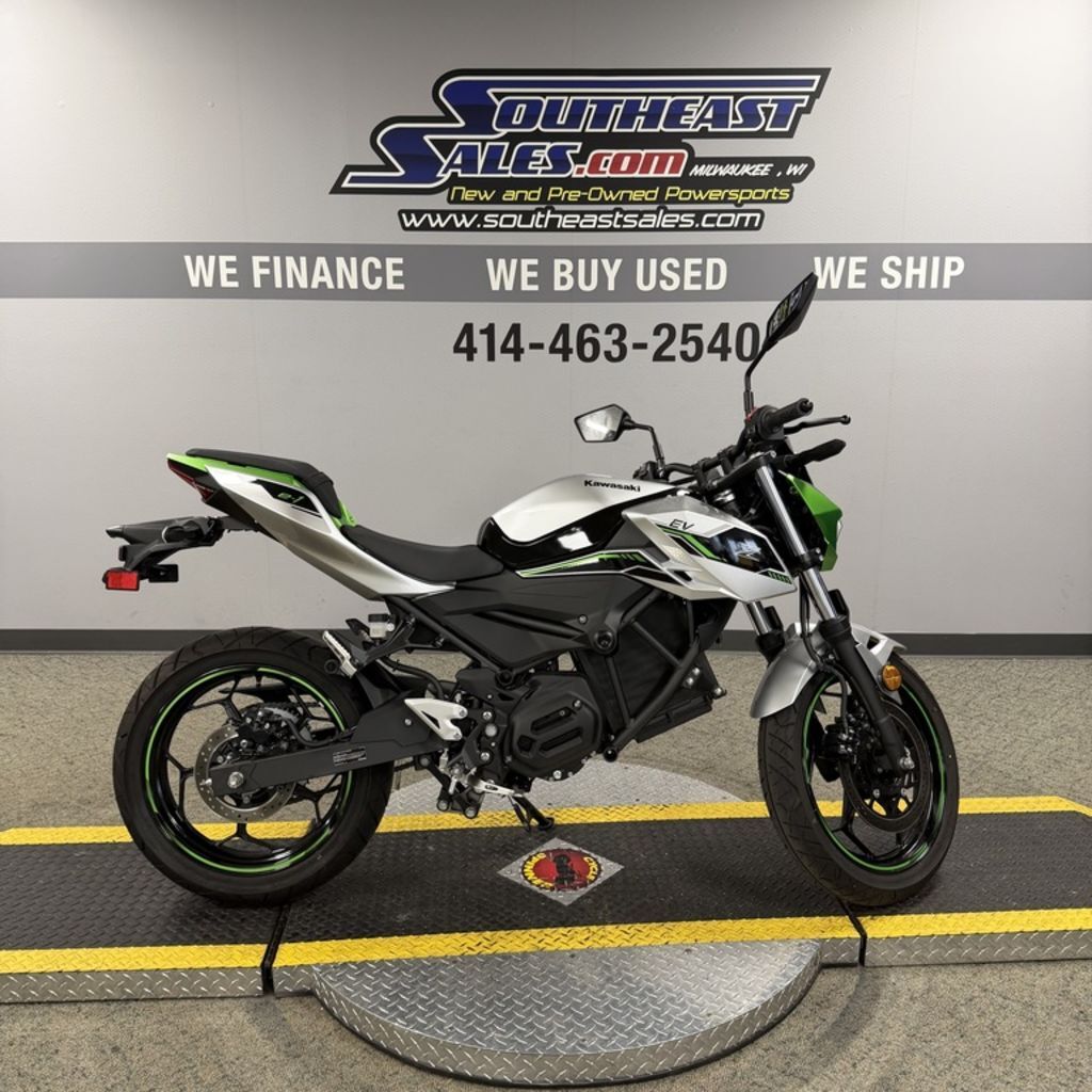 2024 Kawasaki Z e-1 ABS ABS in Milwaukee, WI