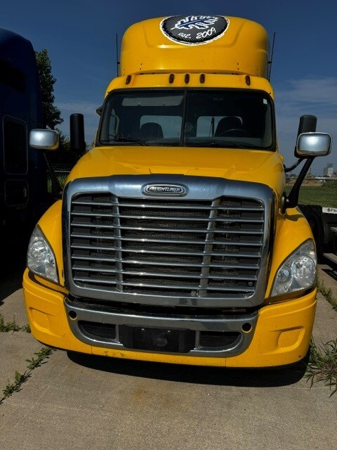 2014 FREIGHTLINER CASCADIA EVOLUTION in Nappanee, IN