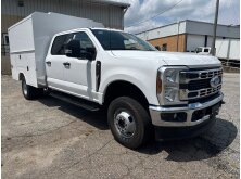 Pickup Trucks with the Largest Payload Capacity image