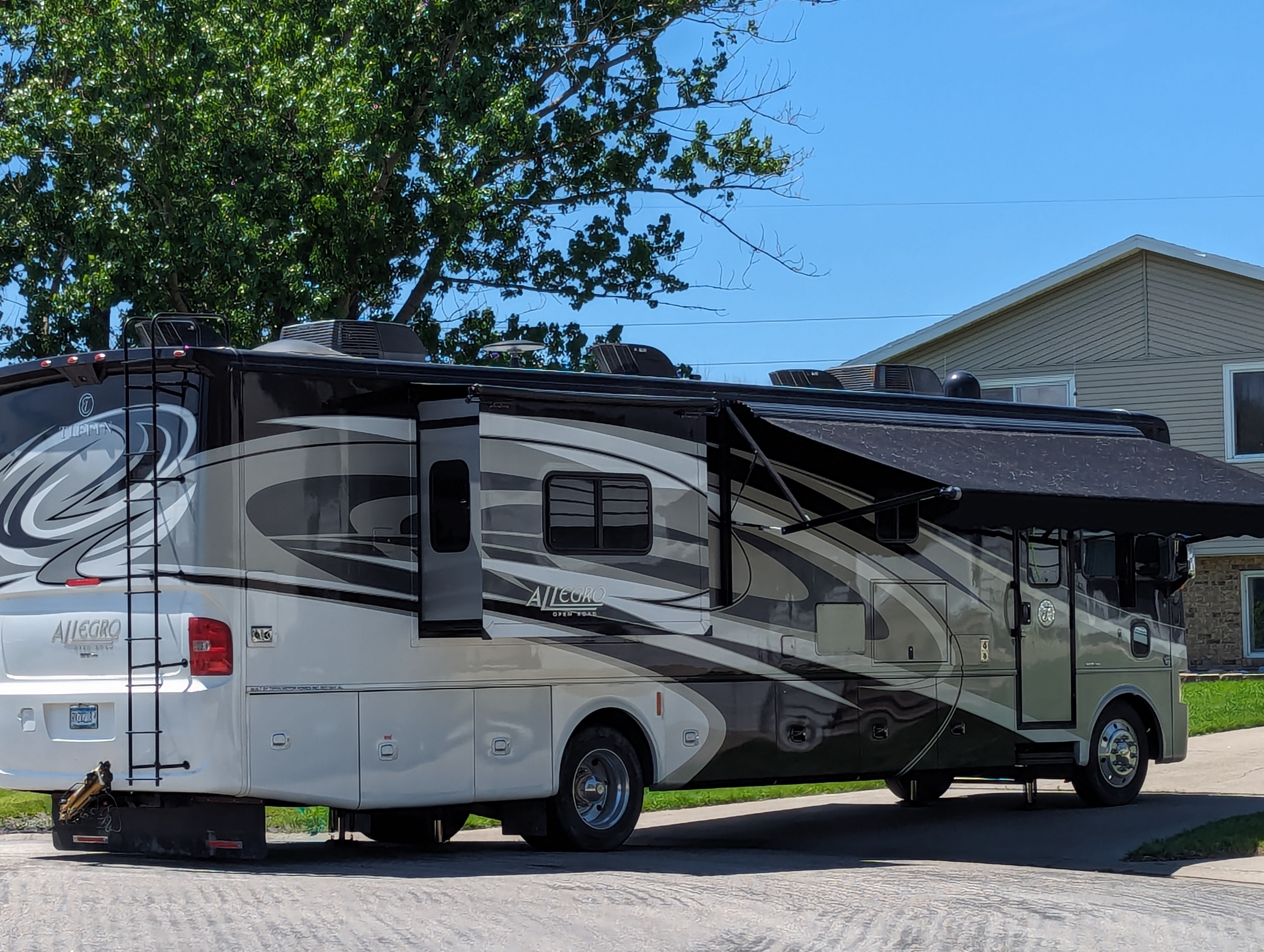 2016 Tiffin Motorhomes ALLEGRO OPEN ROAD 35QBA RV