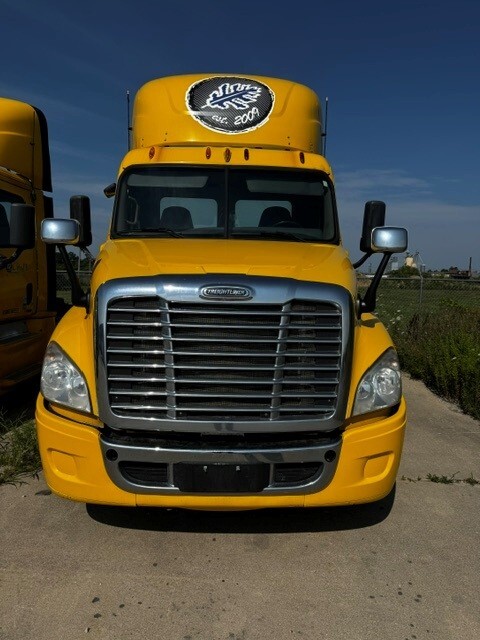 2014 FREIGHTLINER CASCADIA EVOLUTION in Nappanee, IN
