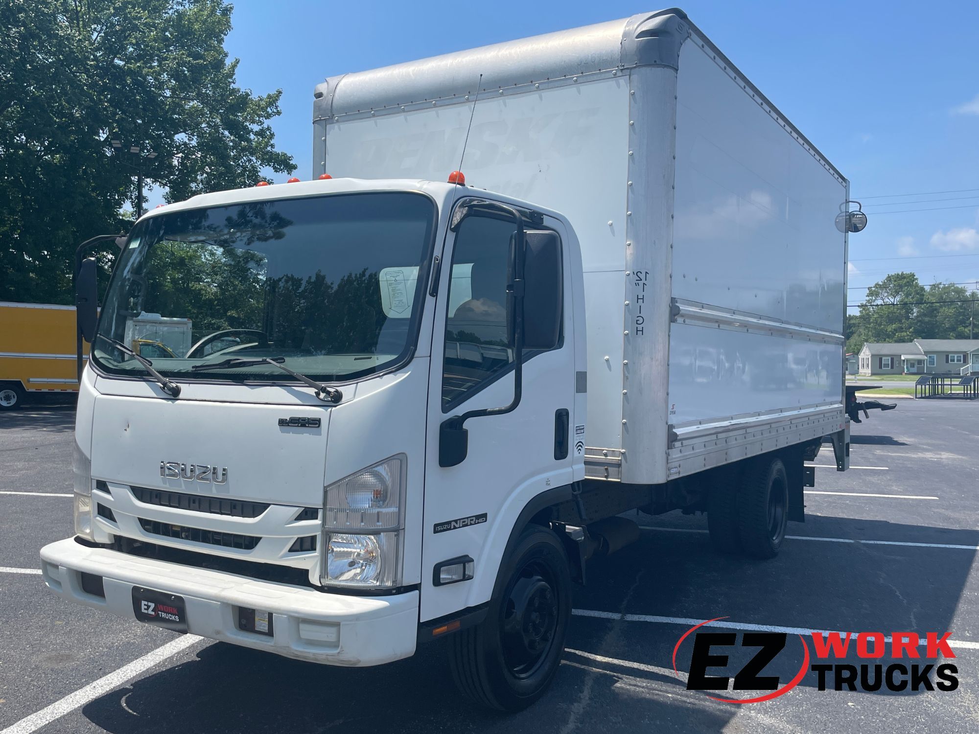 2018 ISUZU NPR HD in Harrington, DE