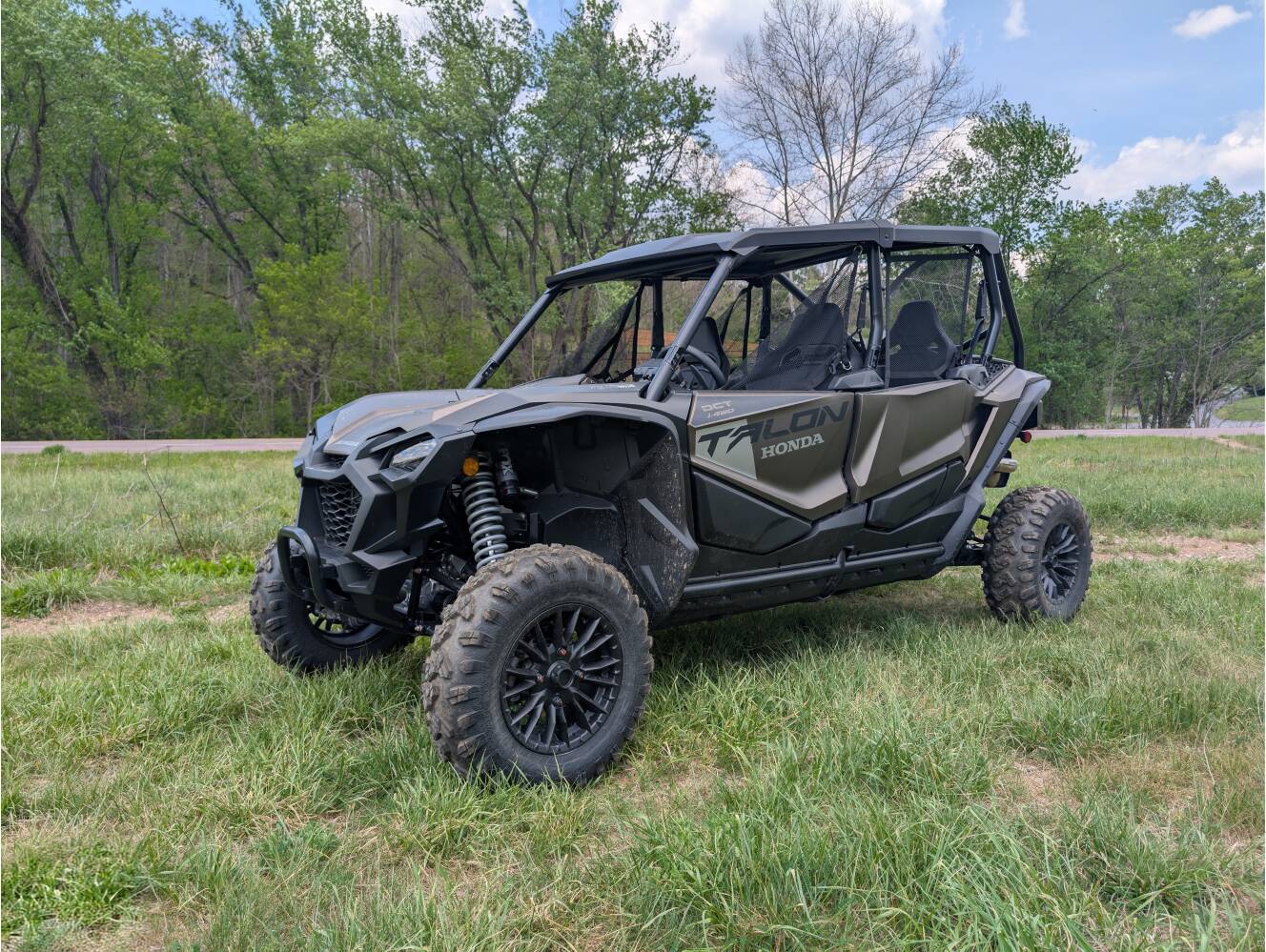 A photo of this 2026 Honda Talon 1000X-4 FOX Live Valve