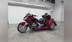 2026 Honda GOLD WING 1800 TRIKE Trike motorcycle