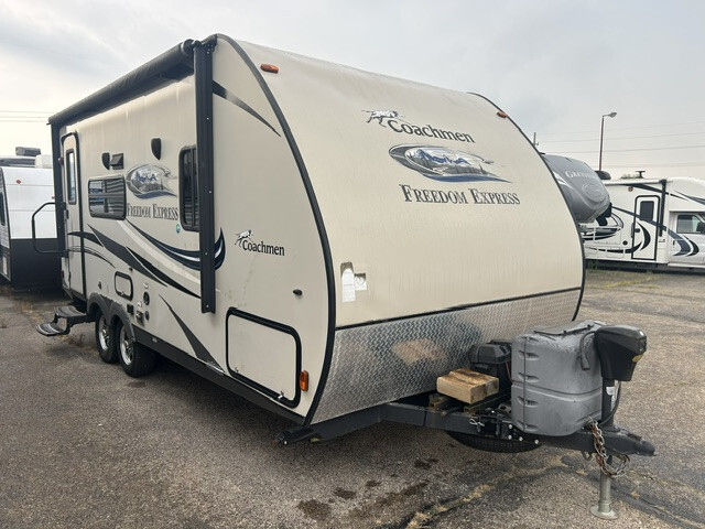 2016 Coachmen Freedom Express 192RBS in rock falls IL