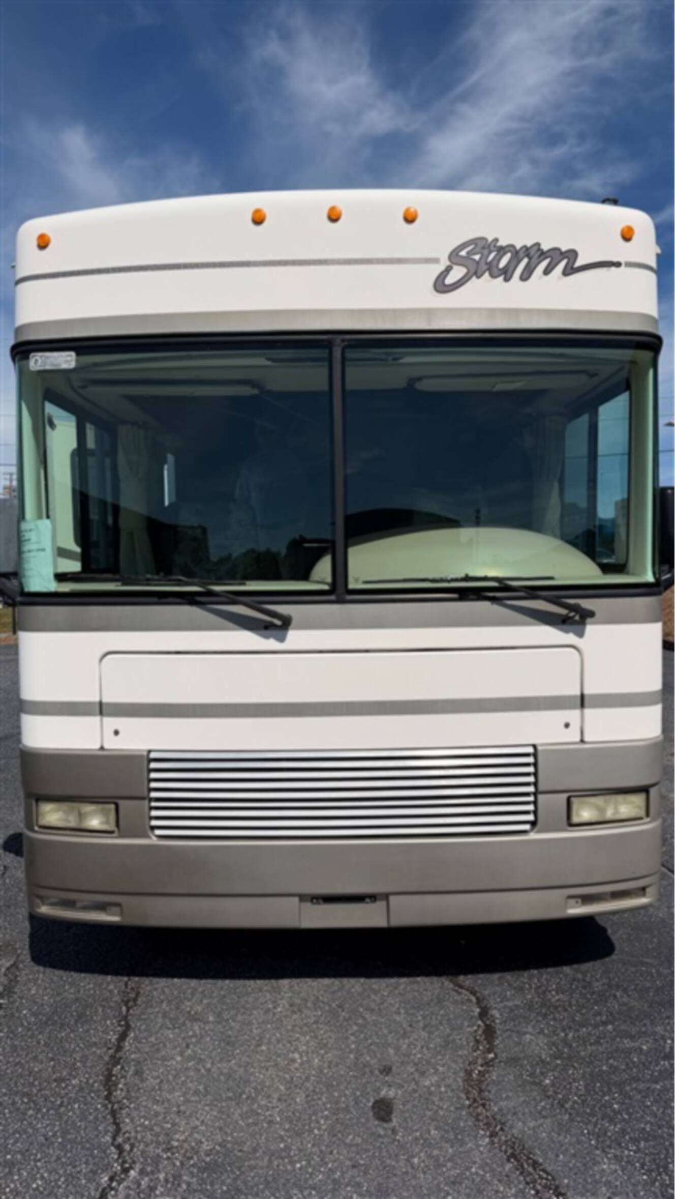 A photo of this 2001 Fleetwood STORM 30H