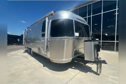 2023 Airstream International 25FB Twin in richmond hill GA