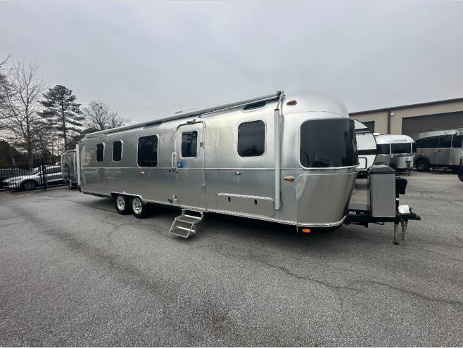 2026 Airstream Classic 33FB Twin in norcross GA