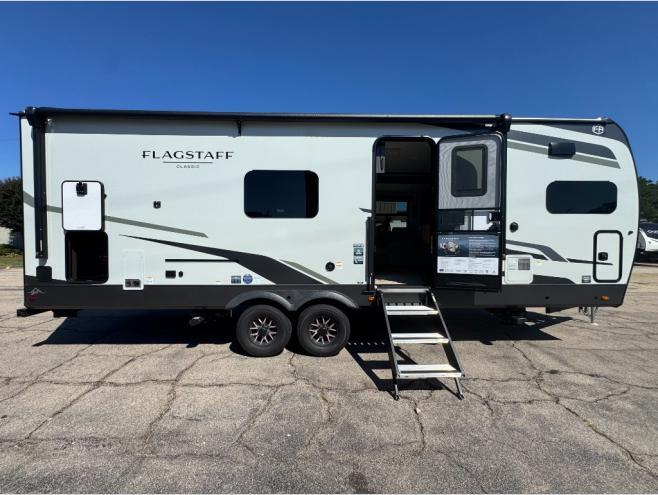 2026 Forest River Flagstaff Classic 826MBR RV