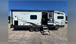 2026 Forest River Flagstaff Classic 826MBR RV