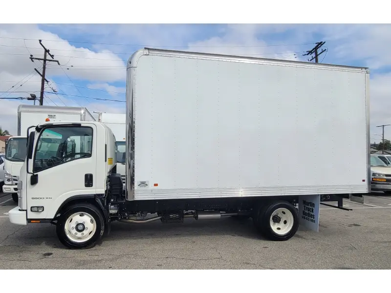 2025 CHEVROLET 5500XG