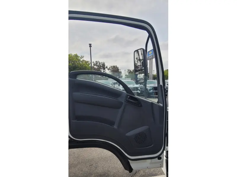 2025 CHEVROLET 5500XG